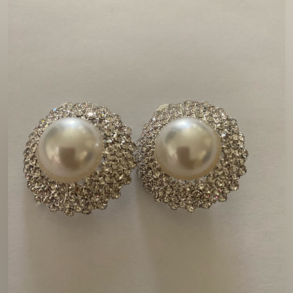 Crystal Pearl Clip-on Earrings - Picture 2 of 3